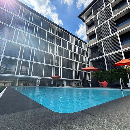 Moji Don Mueang Airport Hotel - Бангкок Экстерьер фото