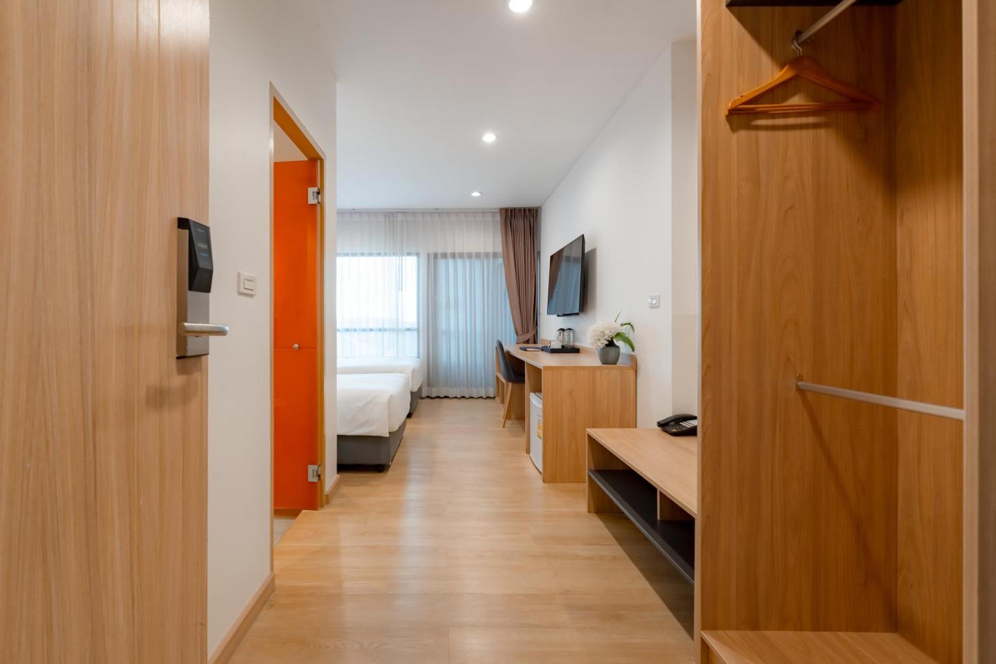 Moji Don Mueang Airport Hotel - Бангкок Экстерьер фото