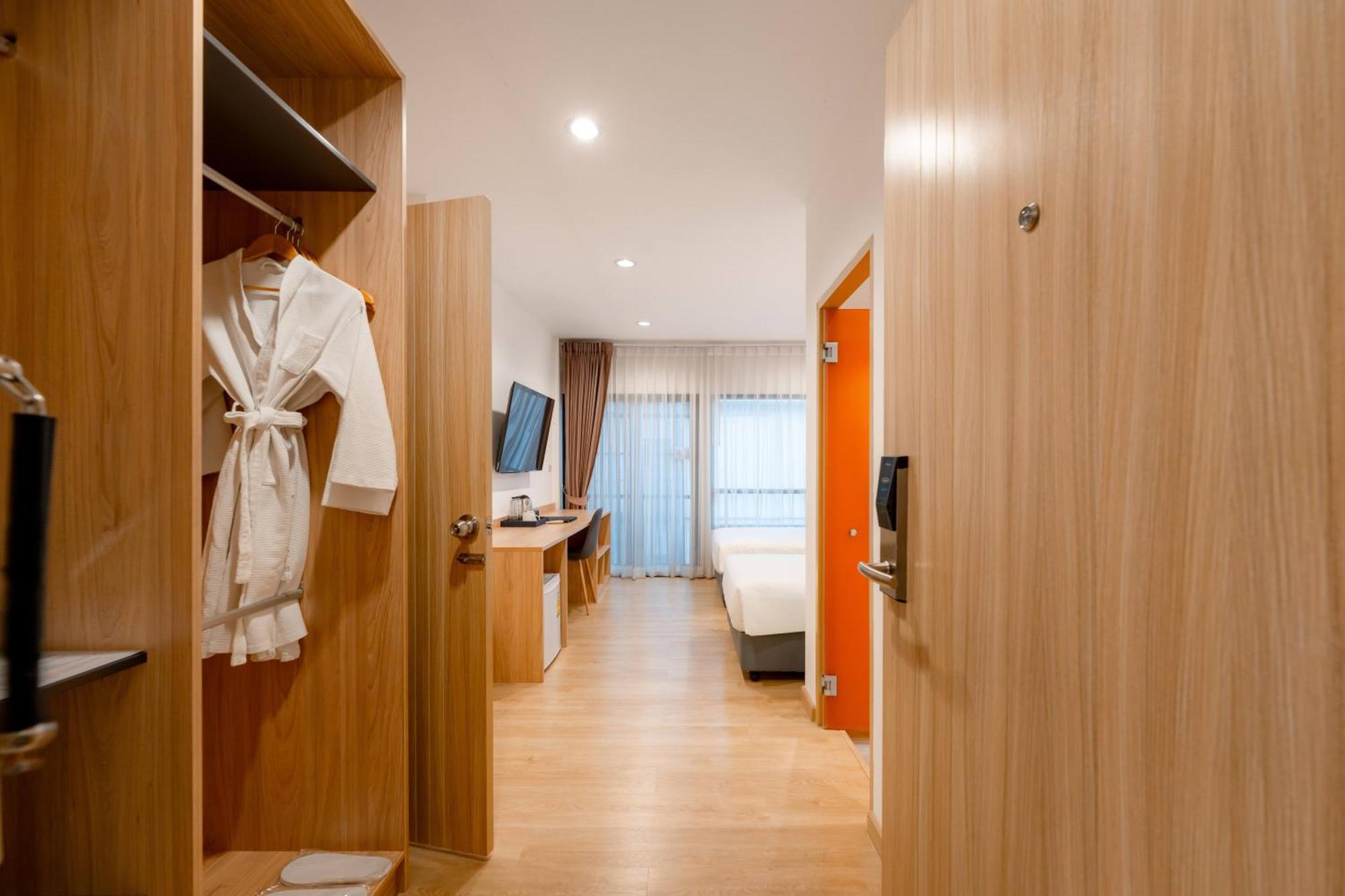 Moji Don Mueang Airport Hotel - Бангкок Экстерьер фото